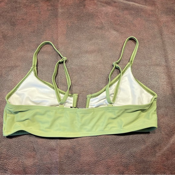 Green Keyhole Nasty Gal Bikini Top - Picture 2 of 5